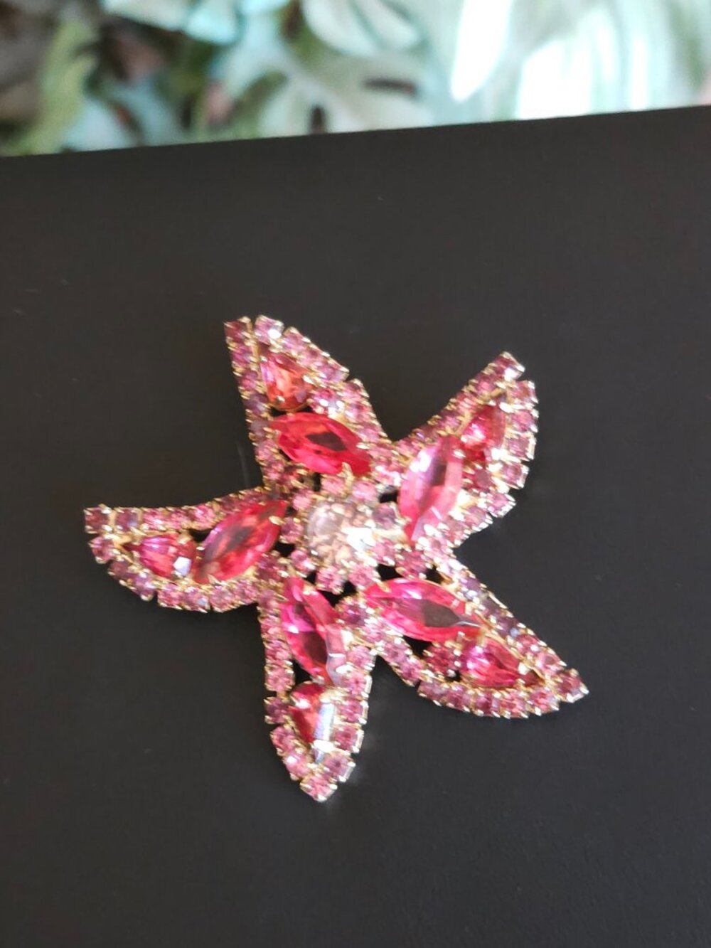 Vintage Weiss Signed Pink Rhinestone Starfish Brooch